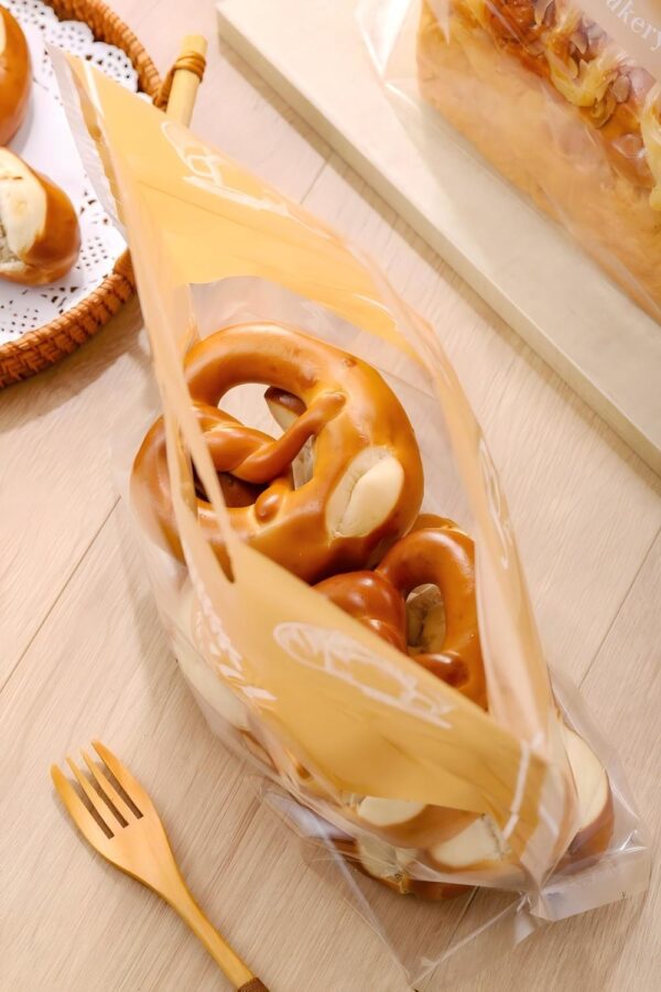 Transparent Plastic Portable Zipper Toast Bag for Homemade Bread - Image 2